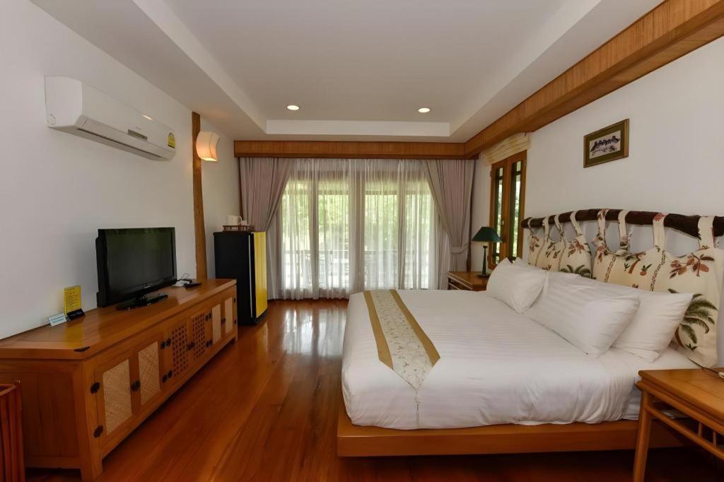Chiangkham Luang Resort Chiang Dao Buitenkant foto