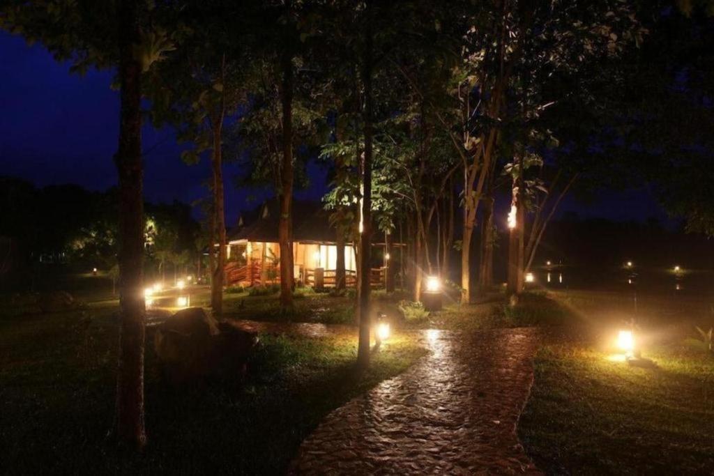 Chiangkham Luang Resort Chiang Dao Buitenkant foto